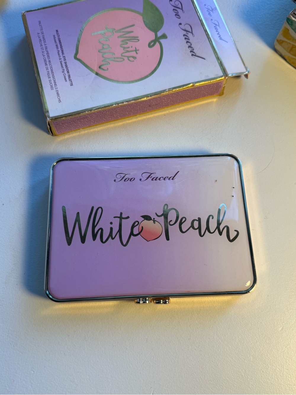 Too Faced White Peach Eyeshadow Palette
